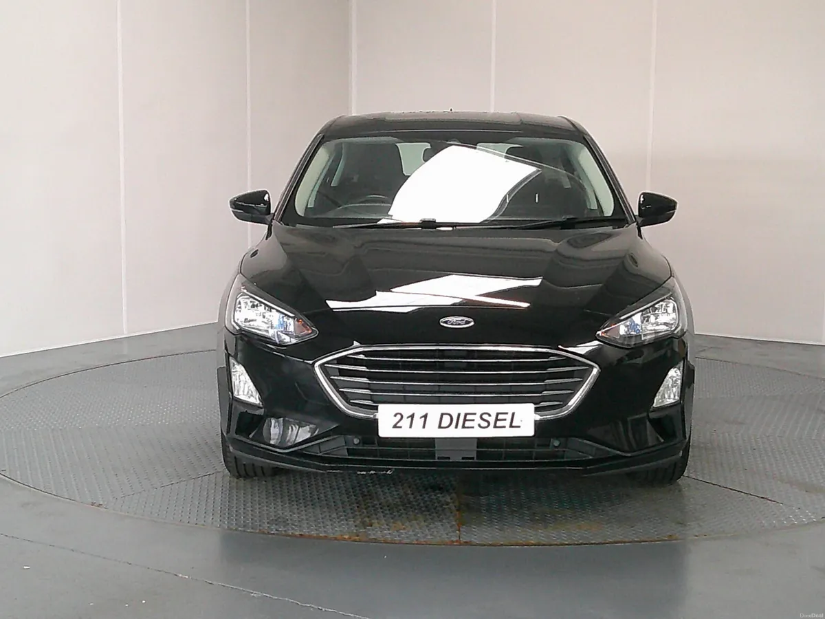 Ford Focus 2021 - Image 2