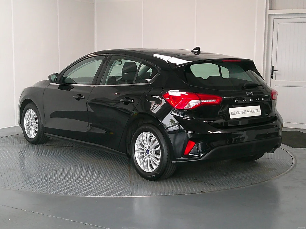 Ford Focus 2021 - Image 5