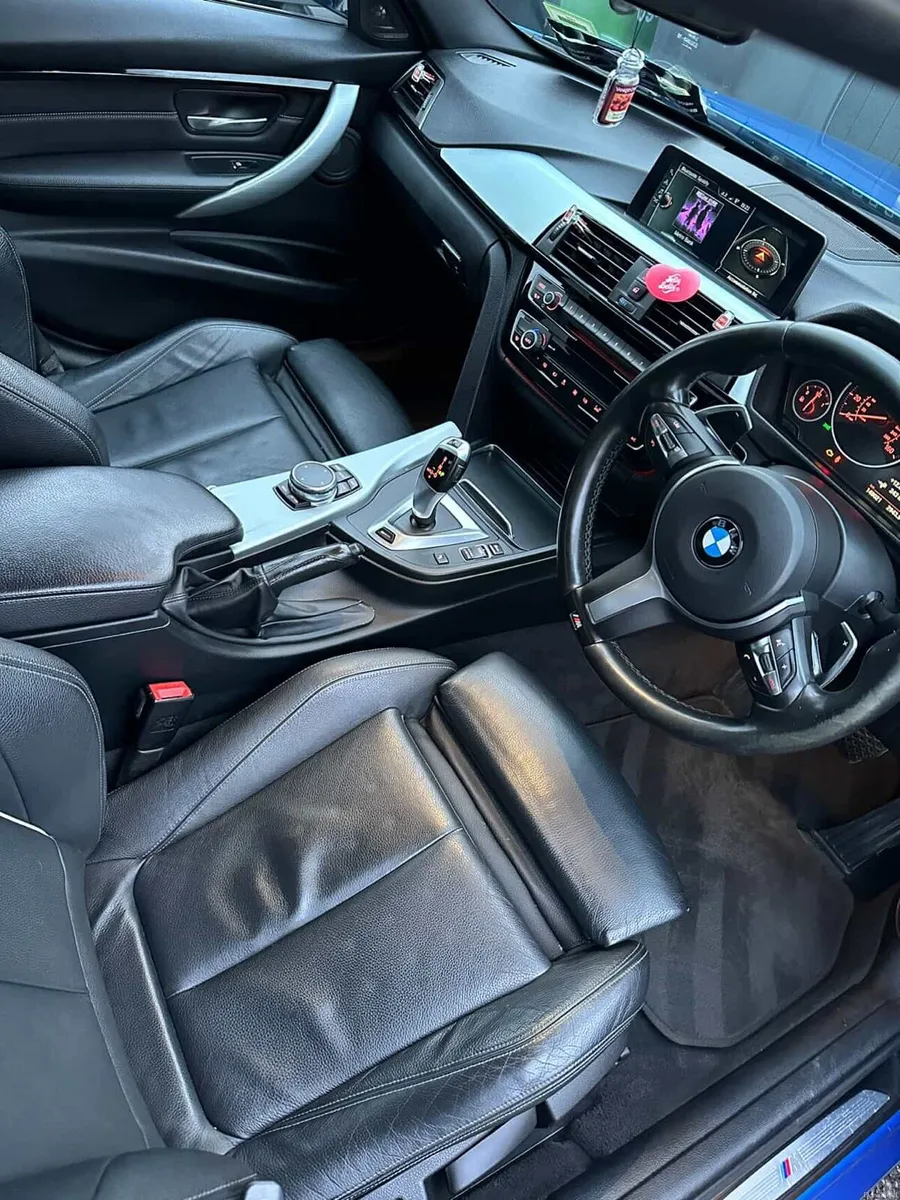 BMW 330e M SPORT - Image 6
