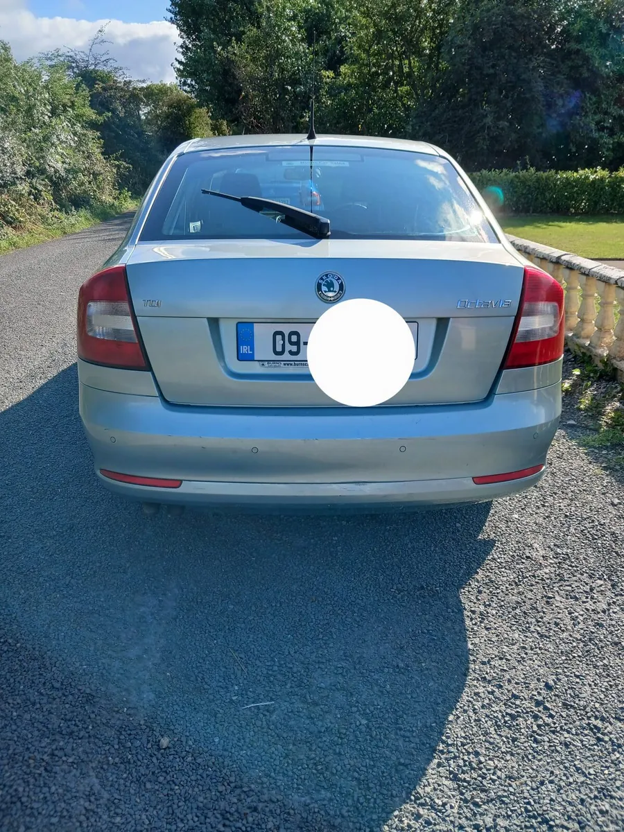 Car - Image 2