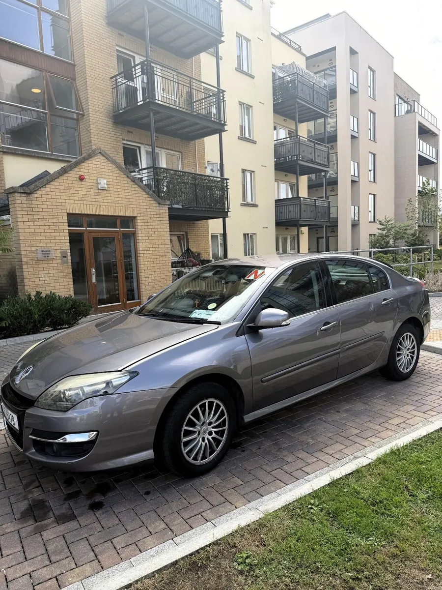 Renault Laguna 2011 - - Image 3