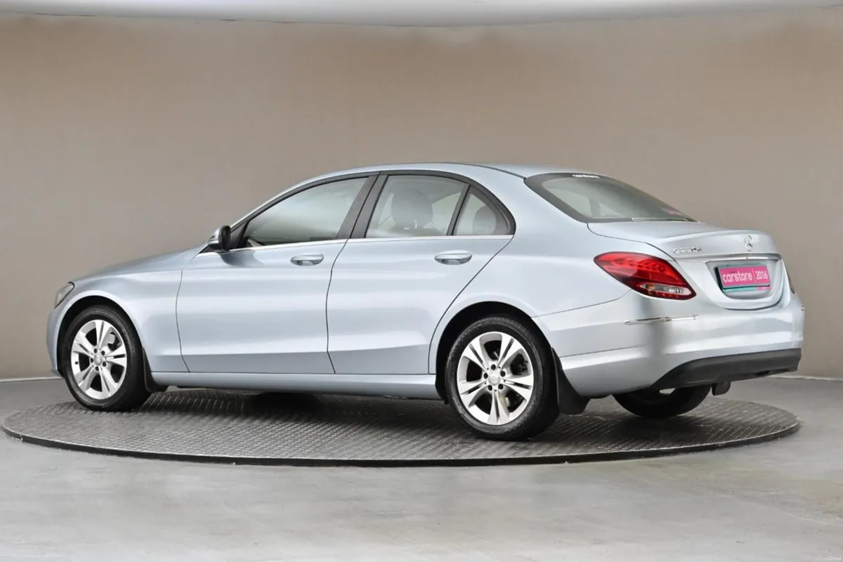 Mercedes-Benz C-Class C 220 D SALOON - Image 6