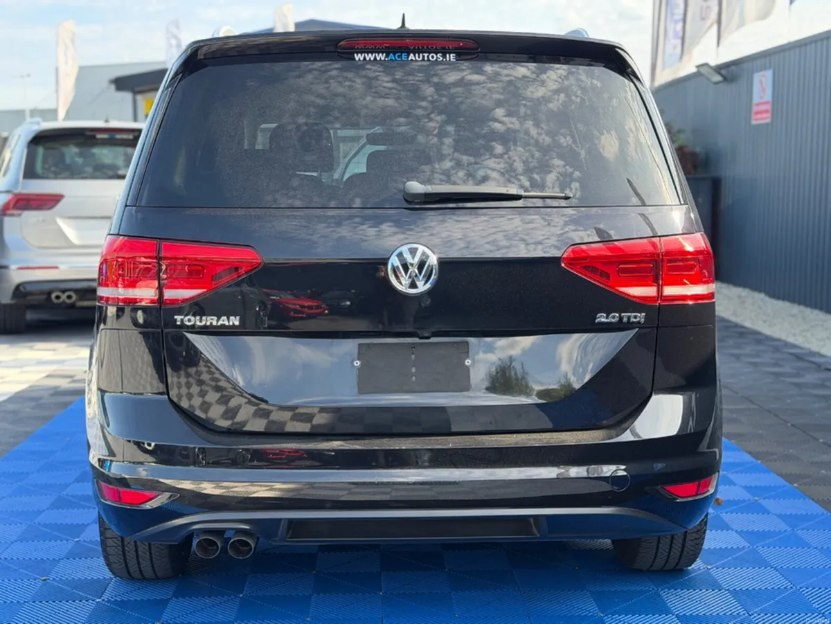 Volkswagen Touran COMFORT - 2.0L DIESEL - AUTO - 7 - Image 6