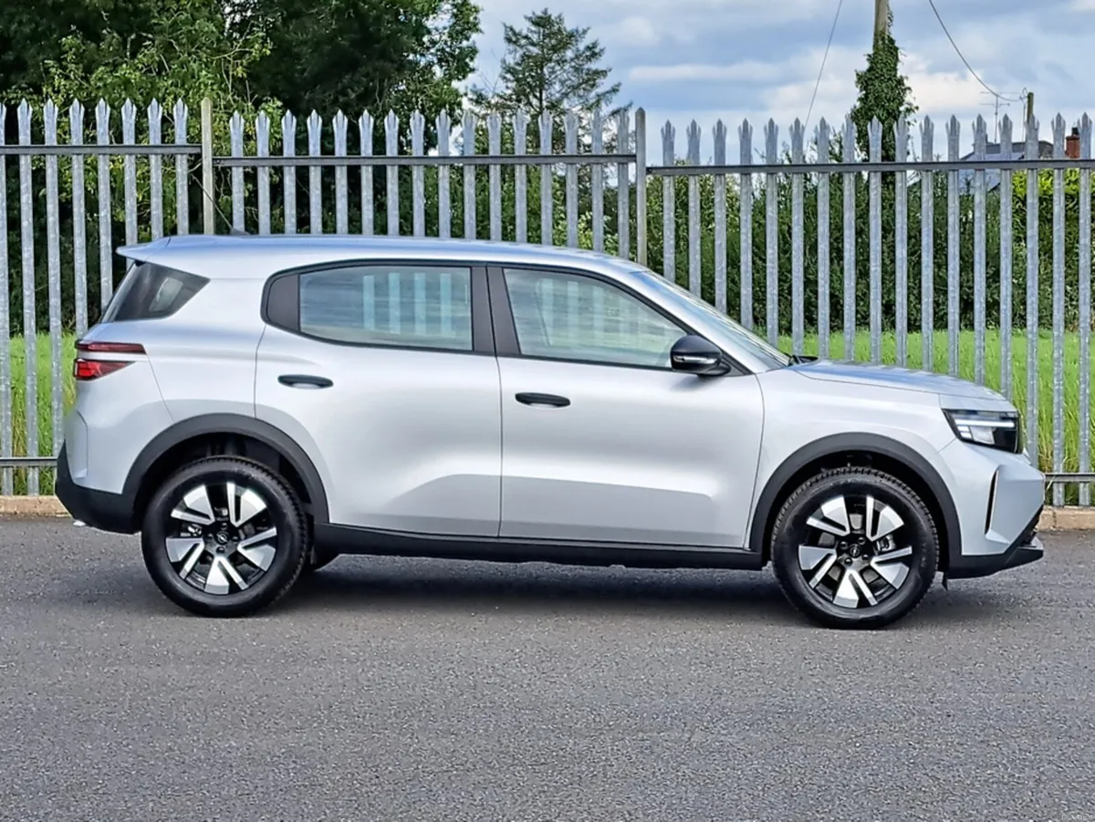 Opel Frontera ELEGANCE 1.2TURBO MHEV 110BHP AUTOMA - Image 4