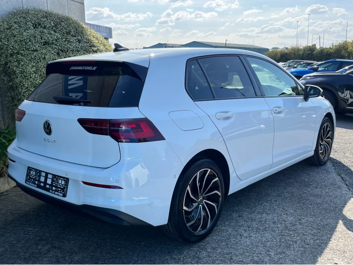 Volkswagen Golf ACTIVE ADAVANCE AUTOMATIC 2.0 DIES - Image 4
