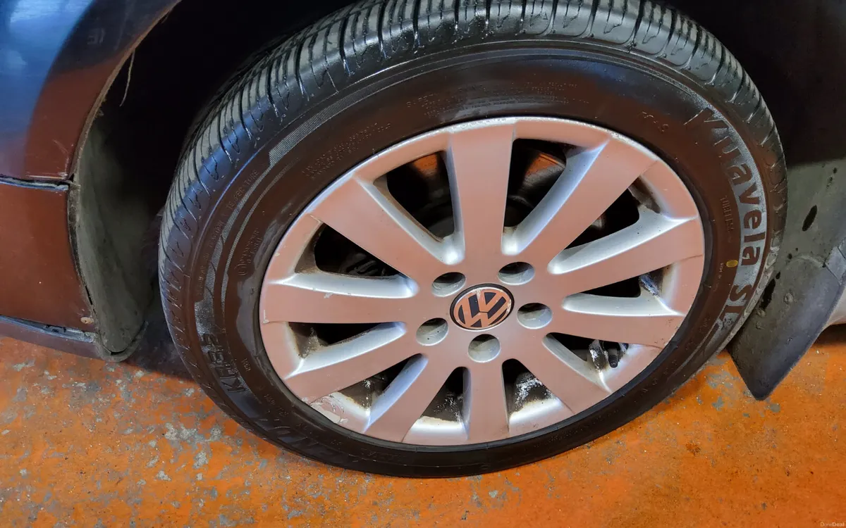 Volkswagen Passat 2008 - Image 4