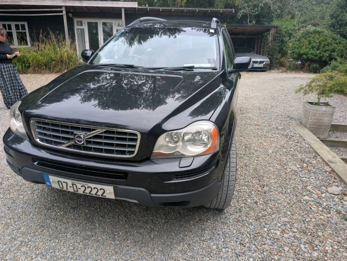 Volvo xc90 - Image 1