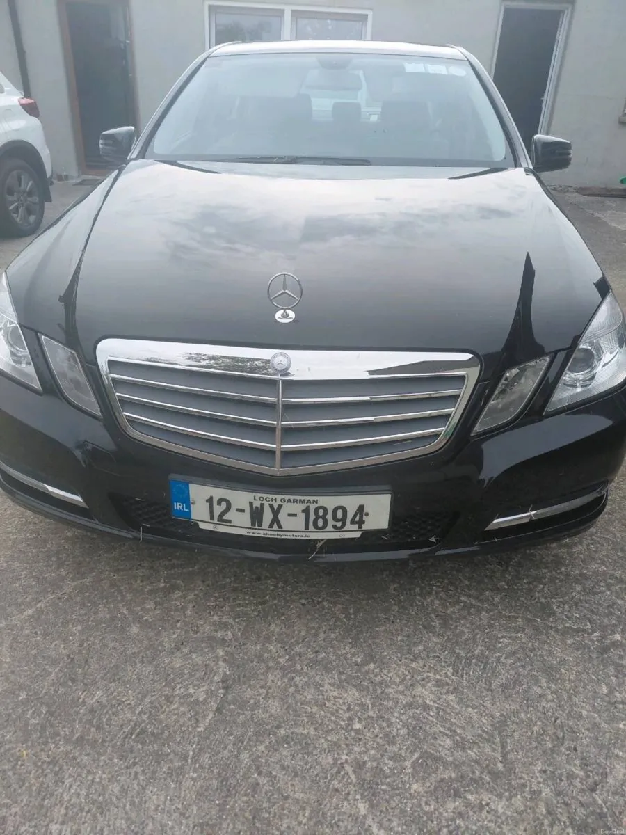 Mercedes Benz - Image 1