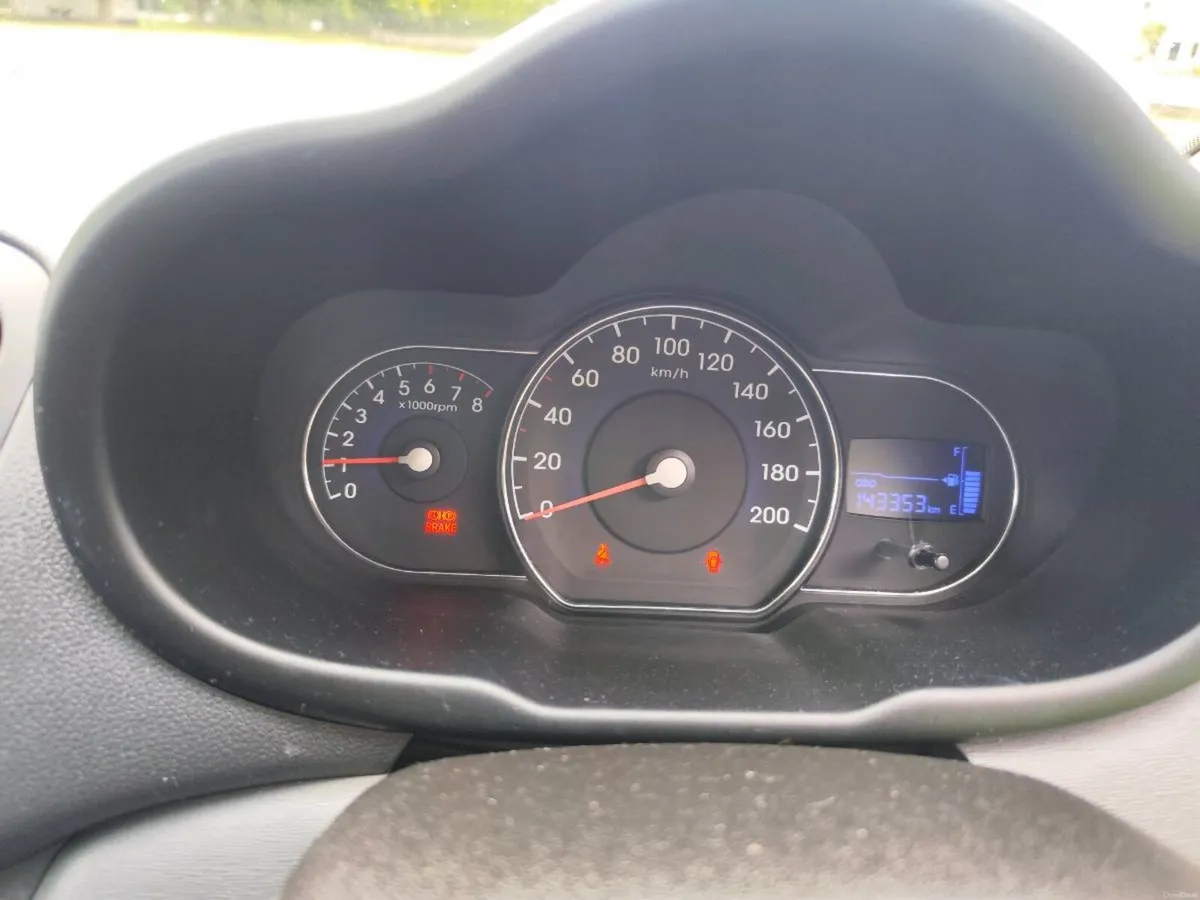 Hyundai i10 - Image 3