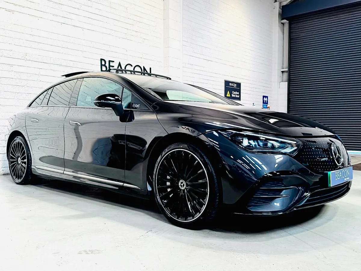 2025*MERCEDES EQE 350+ AMG LINE PREMIUM PLUS NIGHT - Image 3