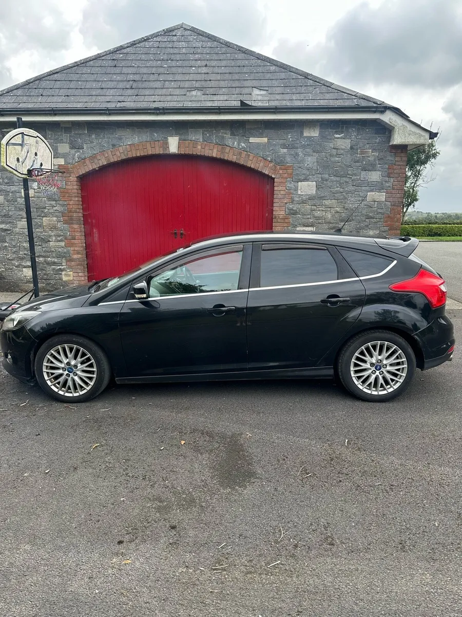 Ford Focus - Image 2