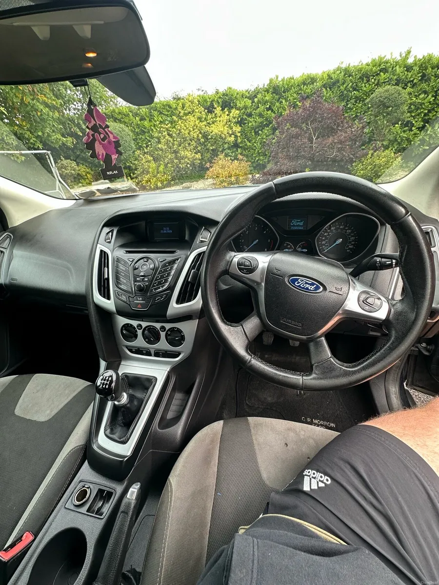 Ford Focus - Image 6