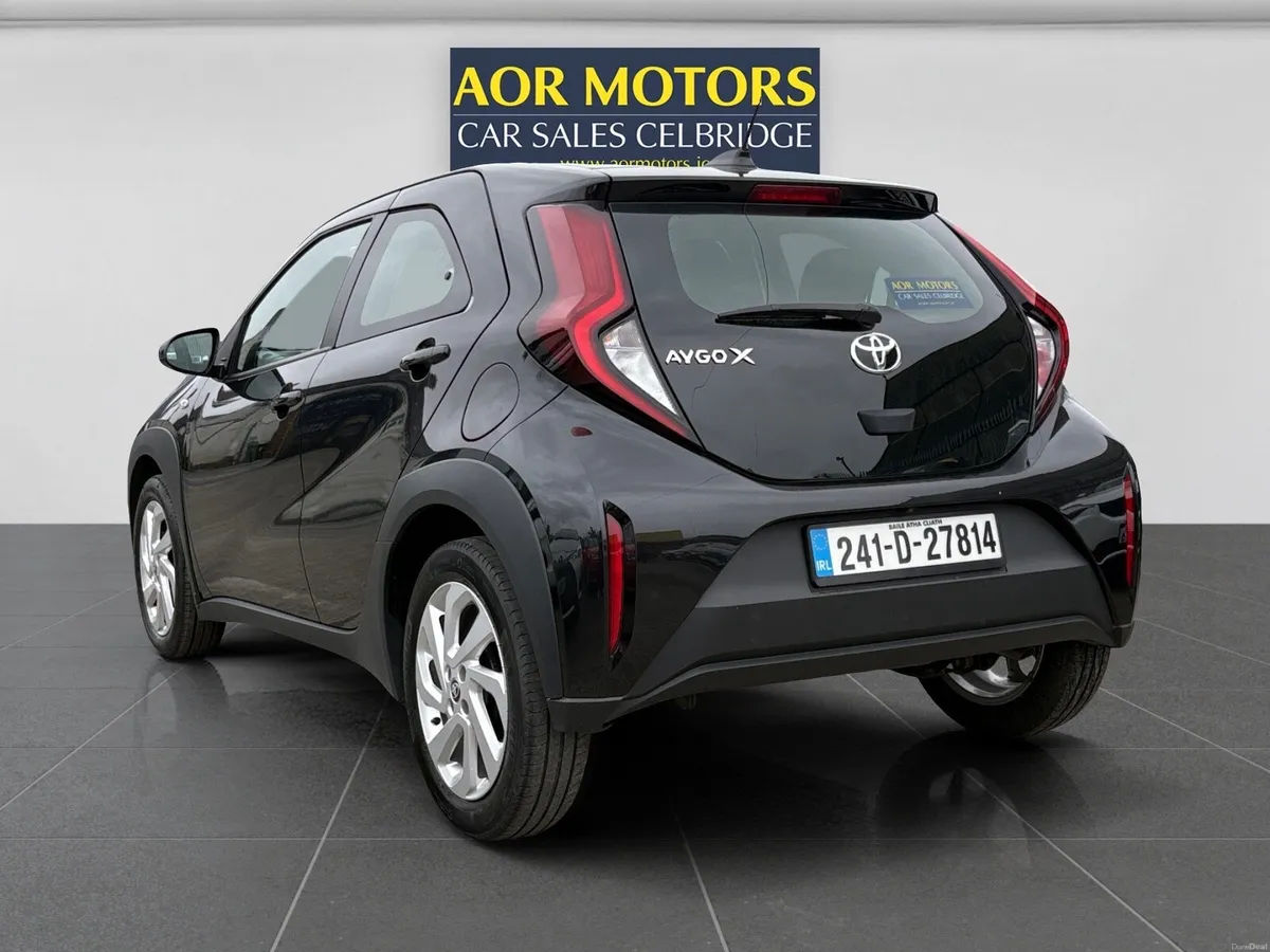 Toyota Aygo X 2024 CAR PLAY AIRCON - Image 3