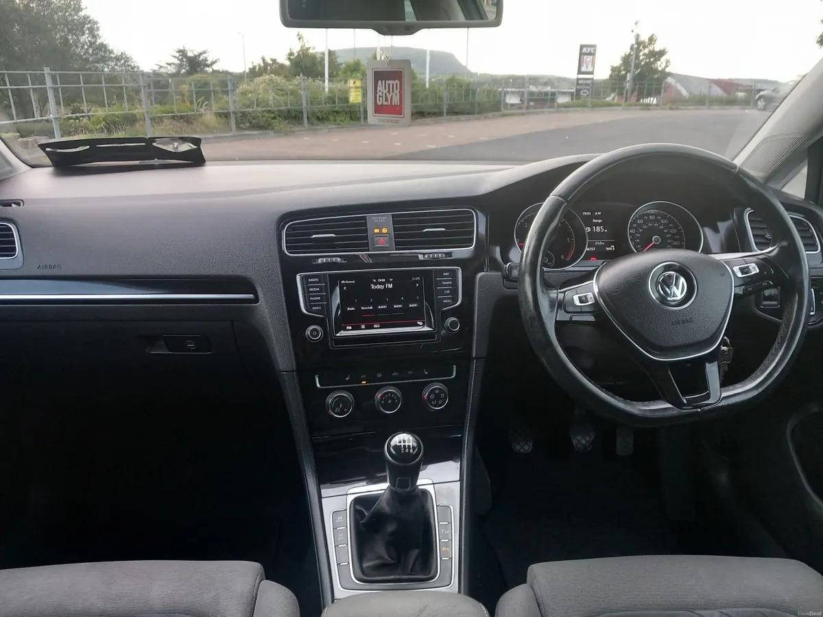Volkswagen Golf 2015 - Image 3