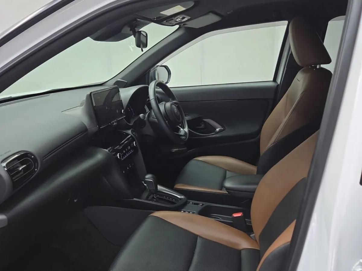 Toyota Yaris Cross 1.5 Z Hybrid *Top spec* - Image 4