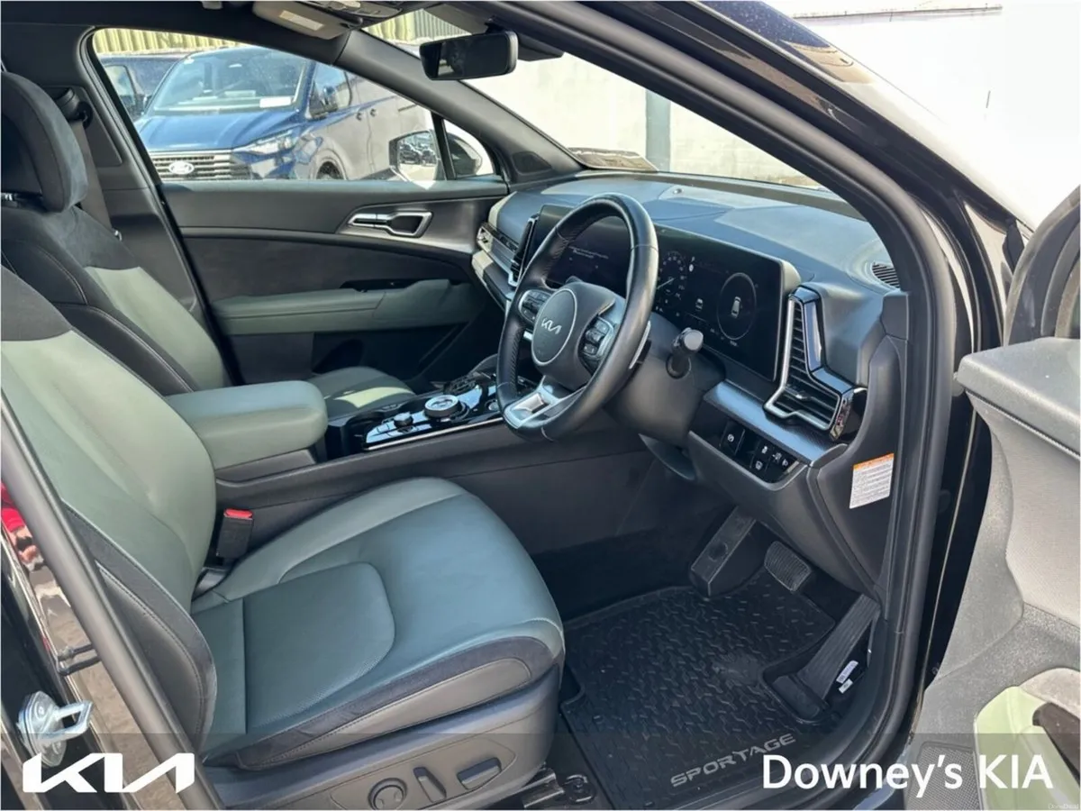 Kia Sportage K3 ANNIVERSARY EDITION 1.6 PETROL HYB - Image 2