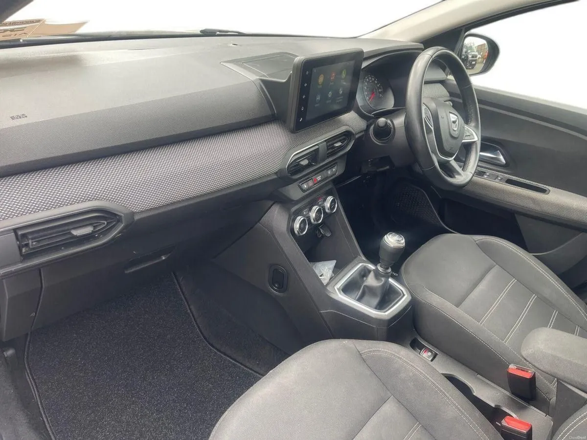 Dacia Jogger TCe 110 Comfort - Image 5