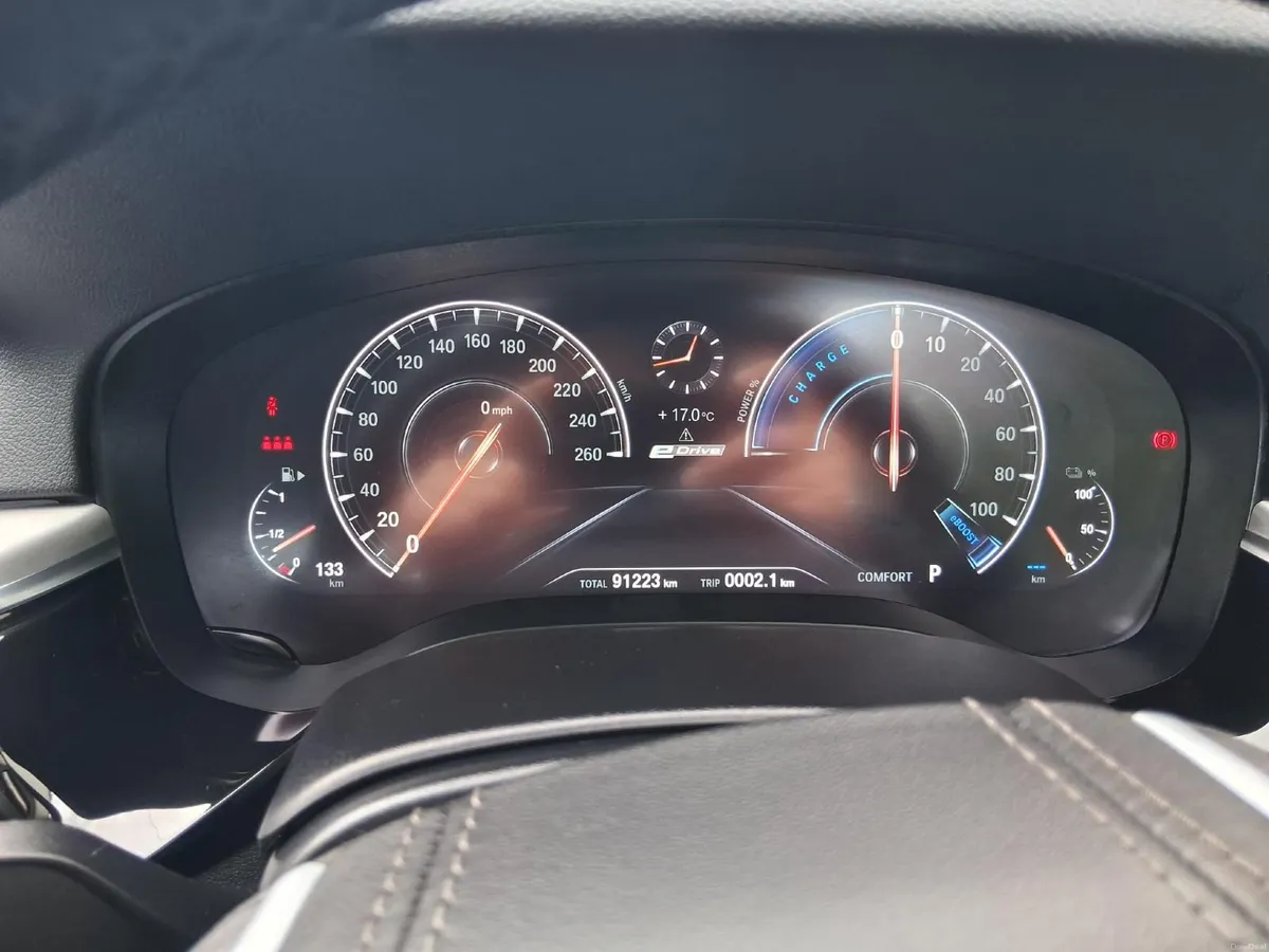 BMW 5-Series 2018 - Image 3
