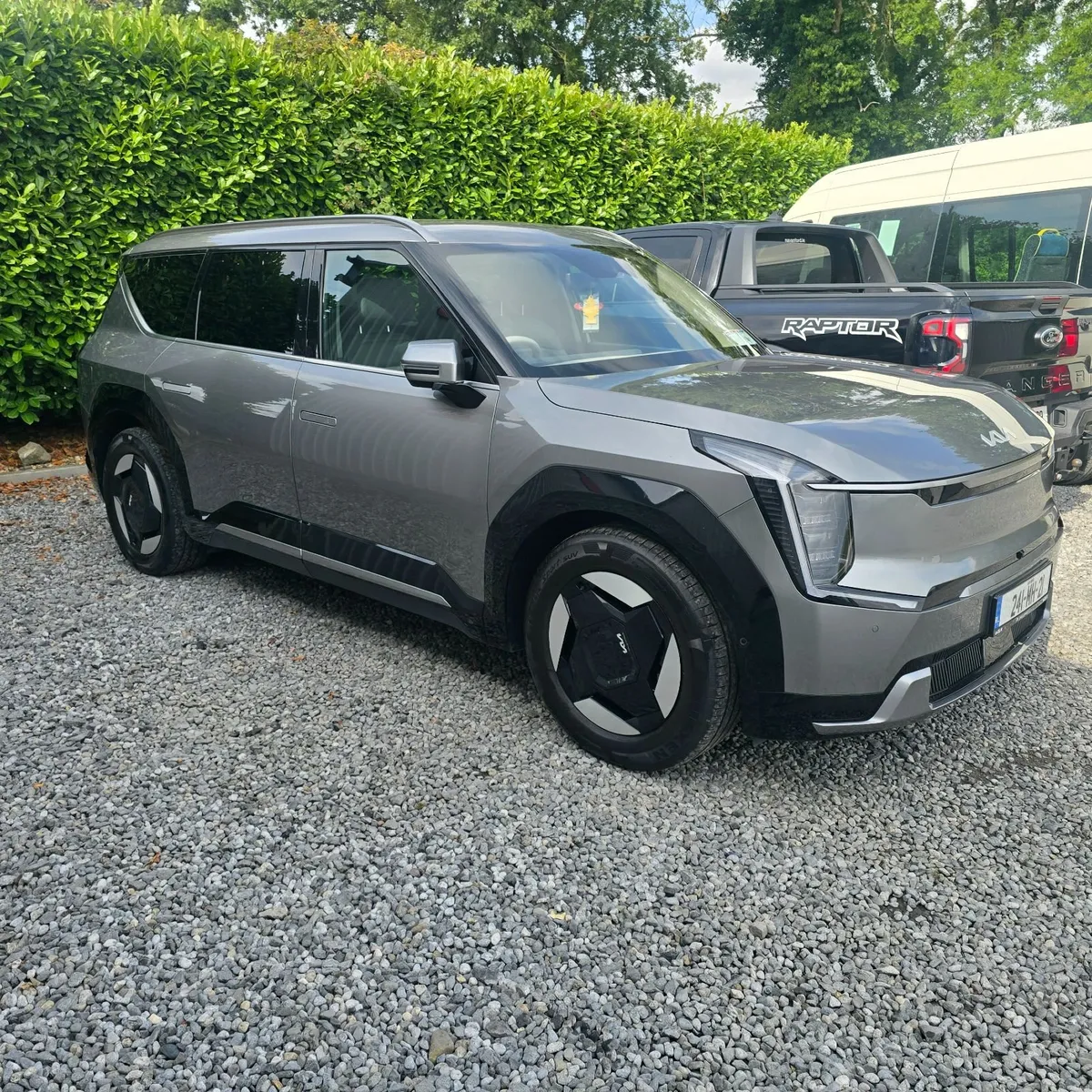 Kia EV9  Earth 2024 - Image 1