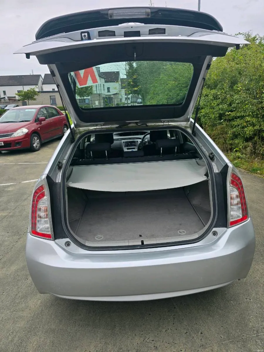 2013 Toyota Prius 1.8 Hybrid High Spec — €6,950 - Image 4