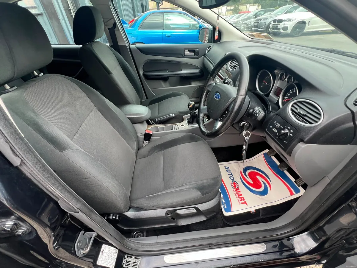 Ford Focus 2009 GHIA SPEC//NEW NCT//SERVICED// - Image 6