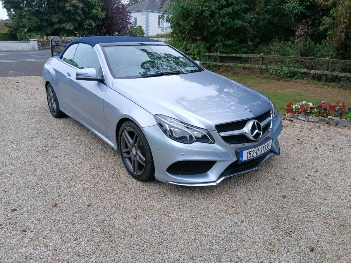 Mercedes E 350 AMG LINE CONVERTIBLE LOW MILEAGE. - Image 2