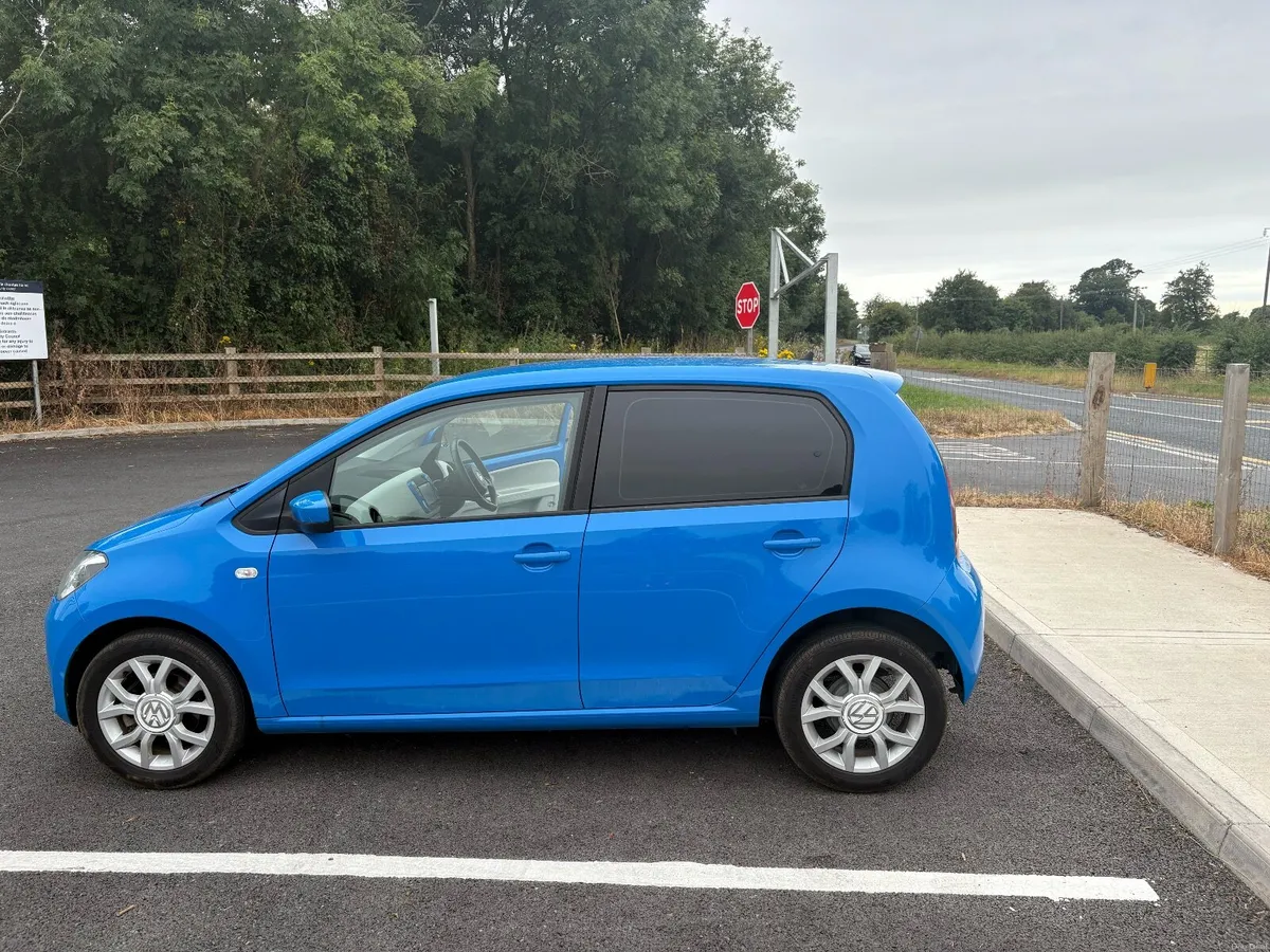 Volkswagen up! 2015 - Image 3