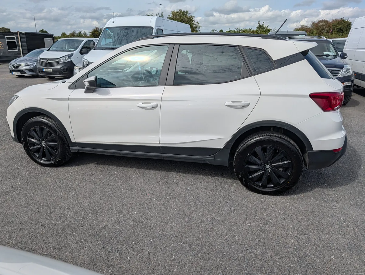 SEAT Arona 1.0L tsi SE - Image 2