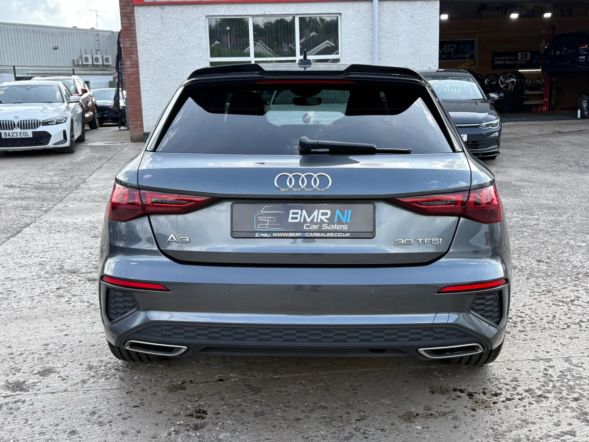 Audi A3 2023 S- Line - Image 5
