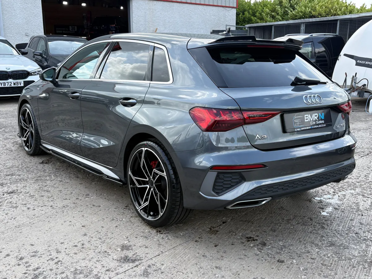 Audi A3 2023 S- Line - Image 6