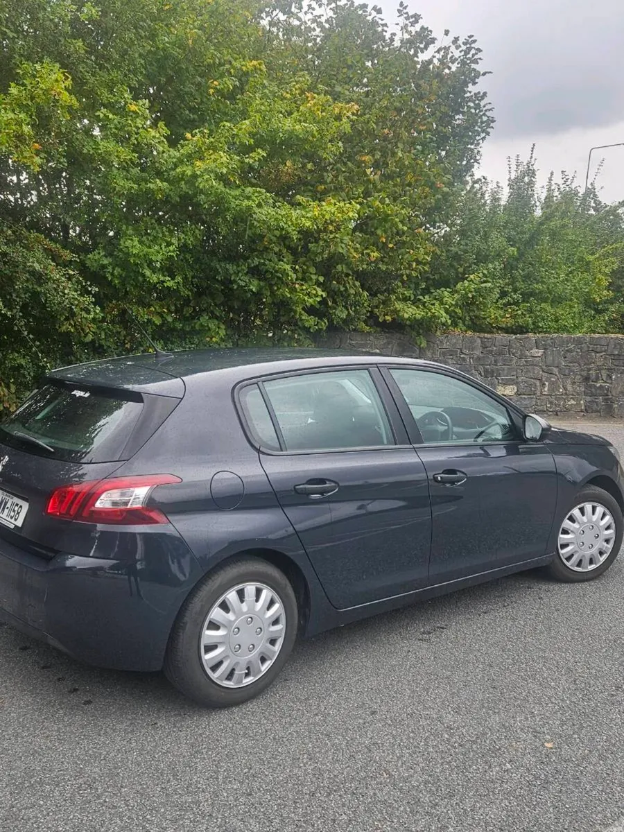 2017 Peugeot 308 1.2 Petrol - Image 6