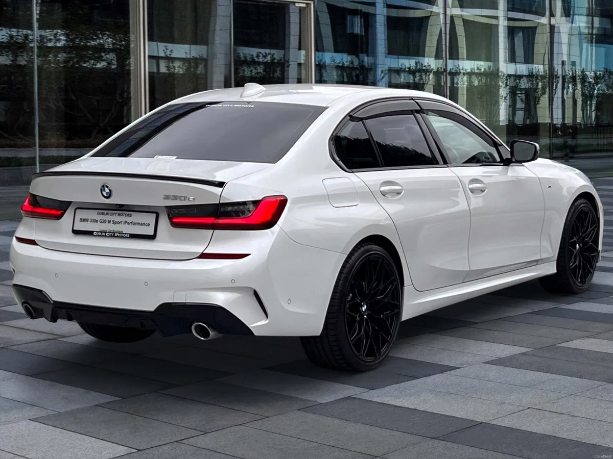 BMW 330e G20 M Sport iPerformance - Image 6