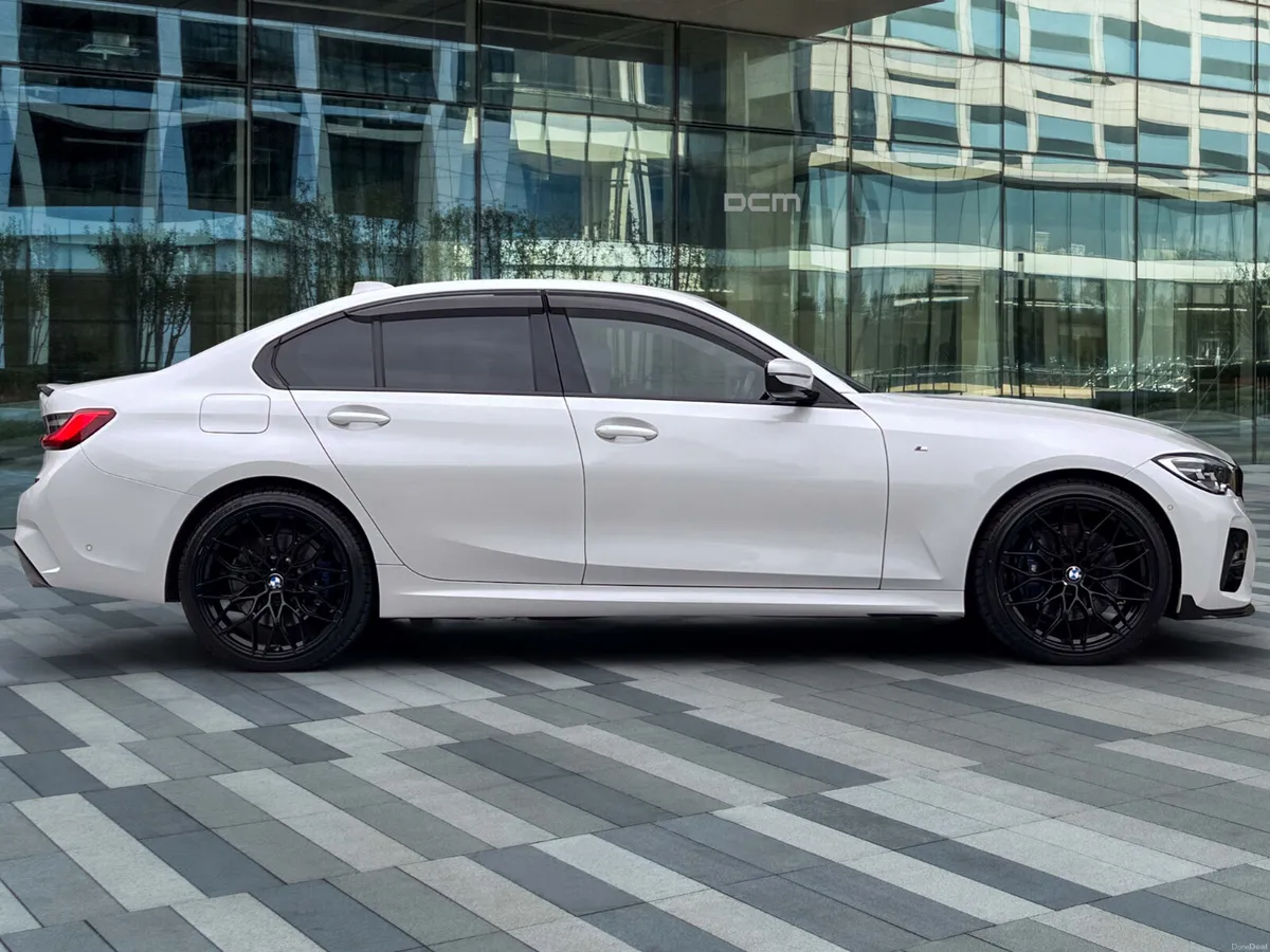 BMW 330e G20 M Sport iPerformance - Image 5