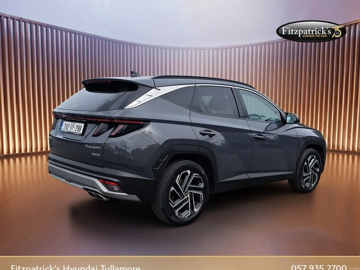 Hyundai Tucson Executive Plus Hybrid  Automatic. - Image 4