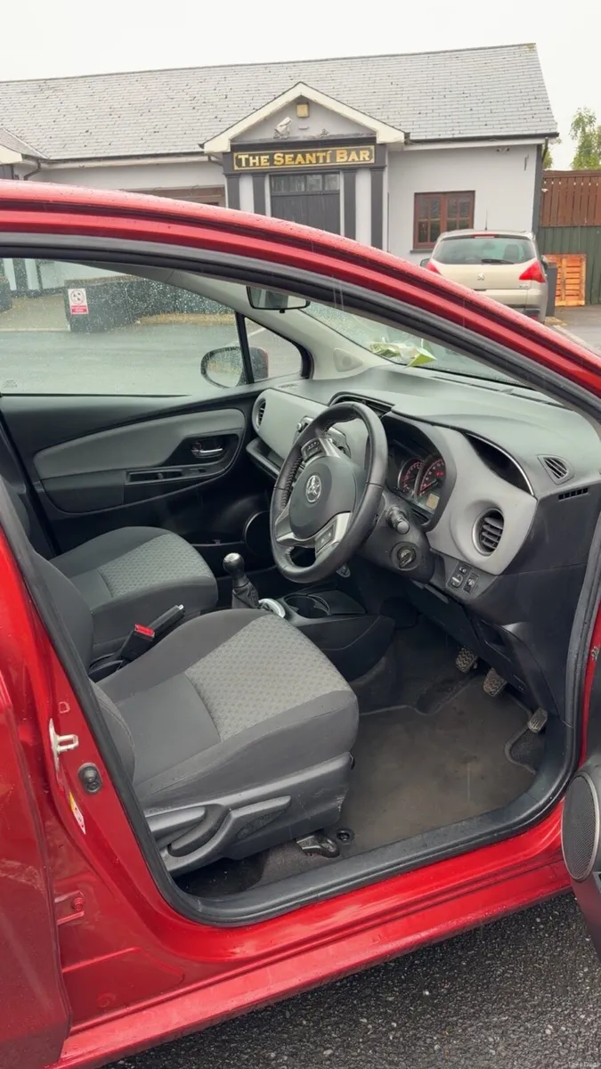 Toyota Yaris - Image 5