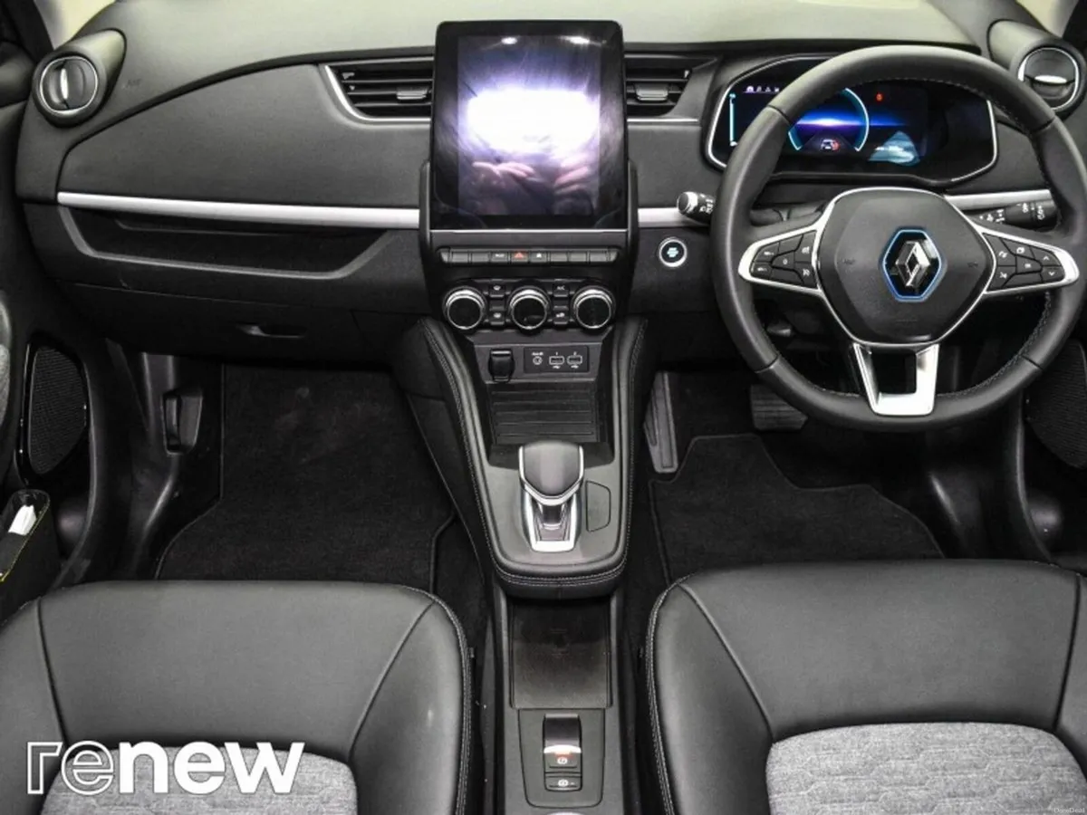 Renault Zoe R135 Z.E 50 GT Line CCS Rapid charge - Image 2