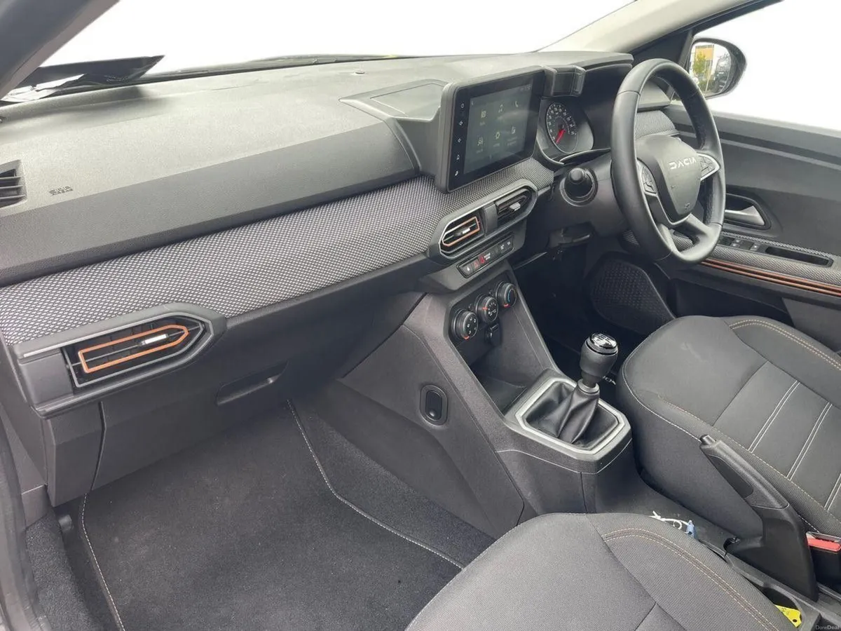 Dacia Sandero Stepway TCe 90 STEPWAY Expression - Image 5