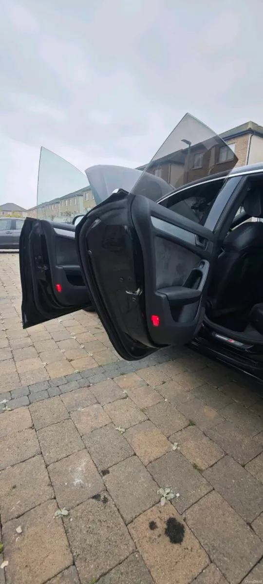 Car - Image 4
