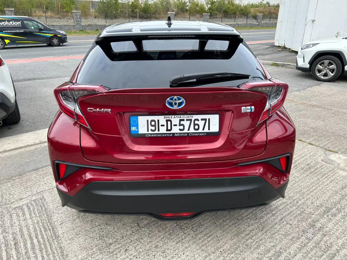 TOYOTA C-HR 2019, 1.8 HYBRID AUTO HIGH SPEC LOW KM - Image 5