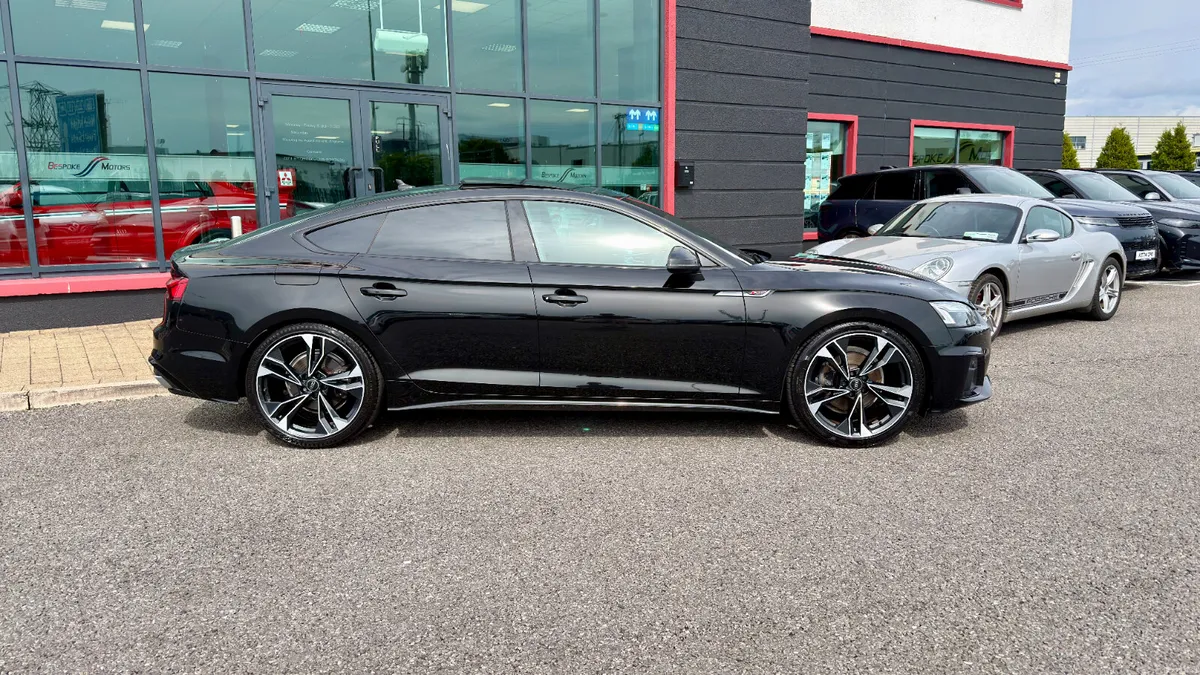 Audi A5 S-Line Black Edition - Image 5