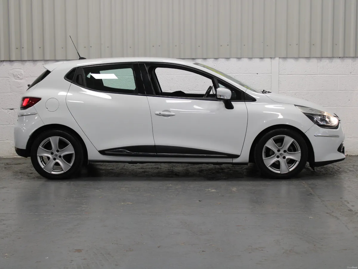 Renault Clio 2014 - Image 5
