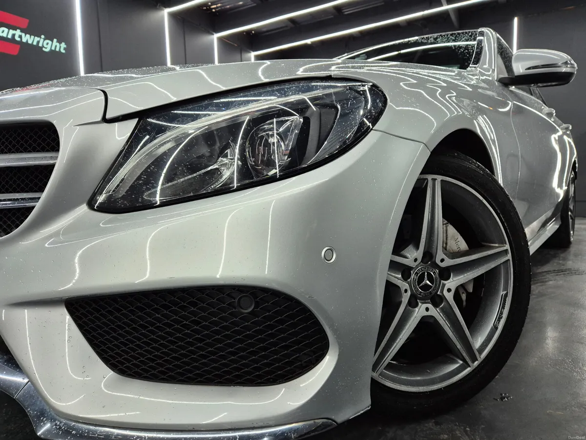 Mercedes-Benz C-Class 2018 - Image 2