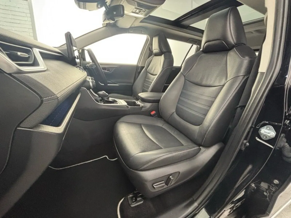 Toyota RAV4 Platinum - Image 6