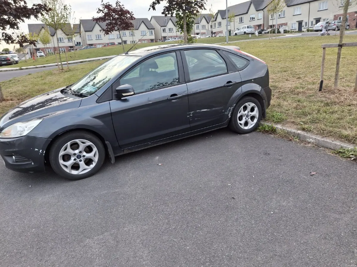 Ford Focus 2010 - Image 6