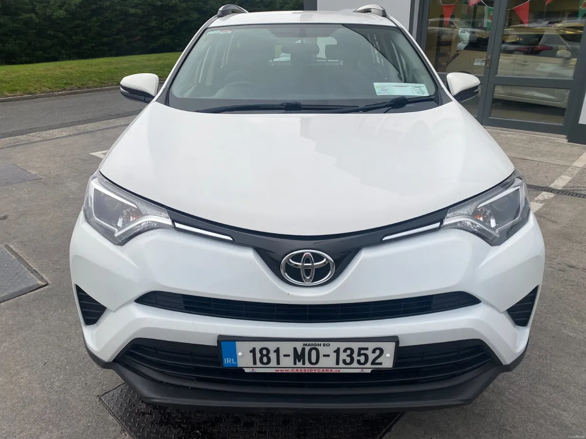 2018, Toyota RAV4 - Image 2