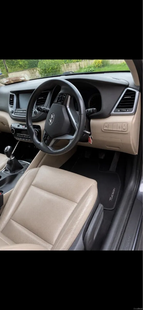 Hyundai Tucson 2017 - 1.7 Diesel - Image 5