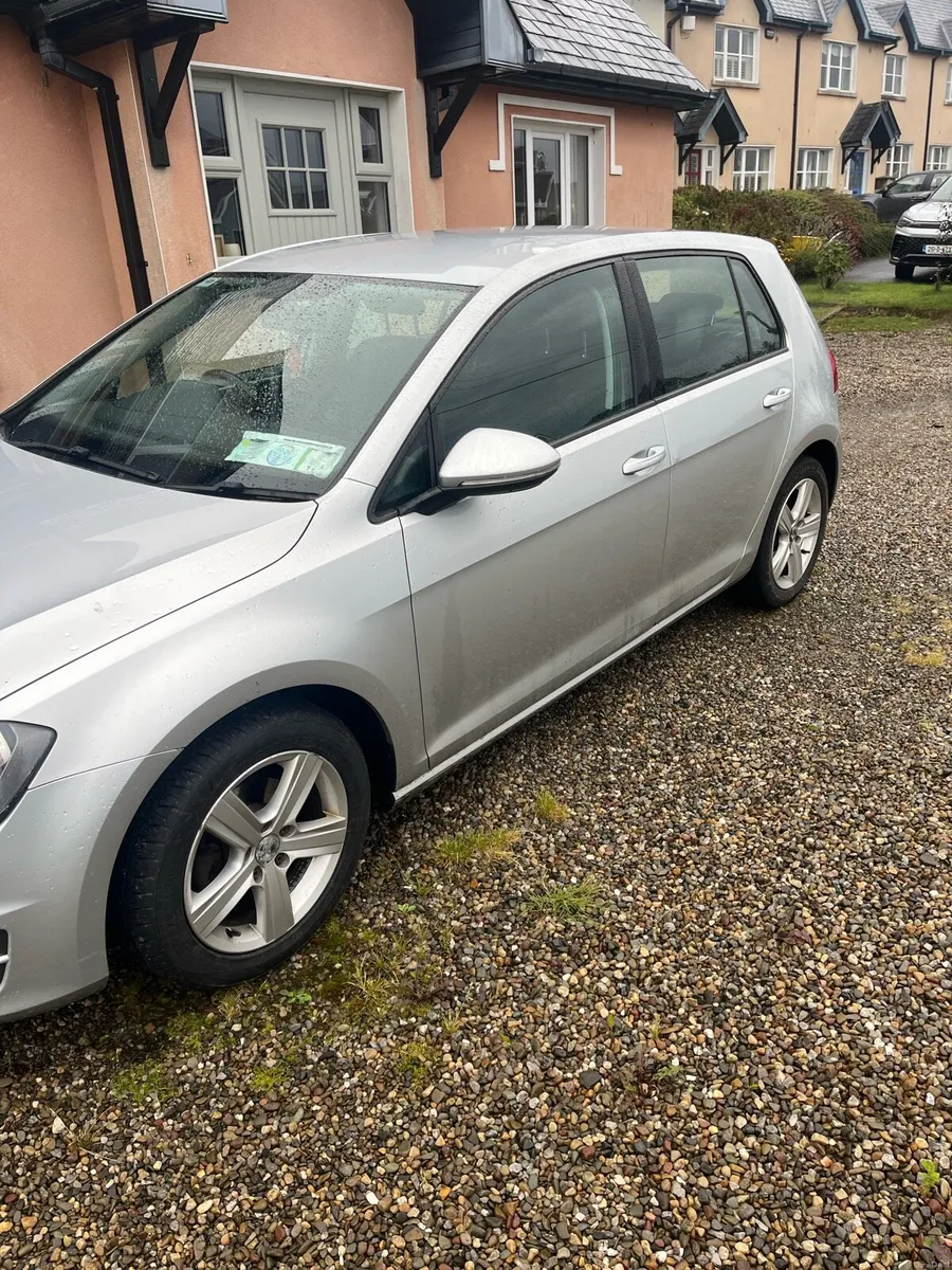 152 Volkswagen Golf - Image 4