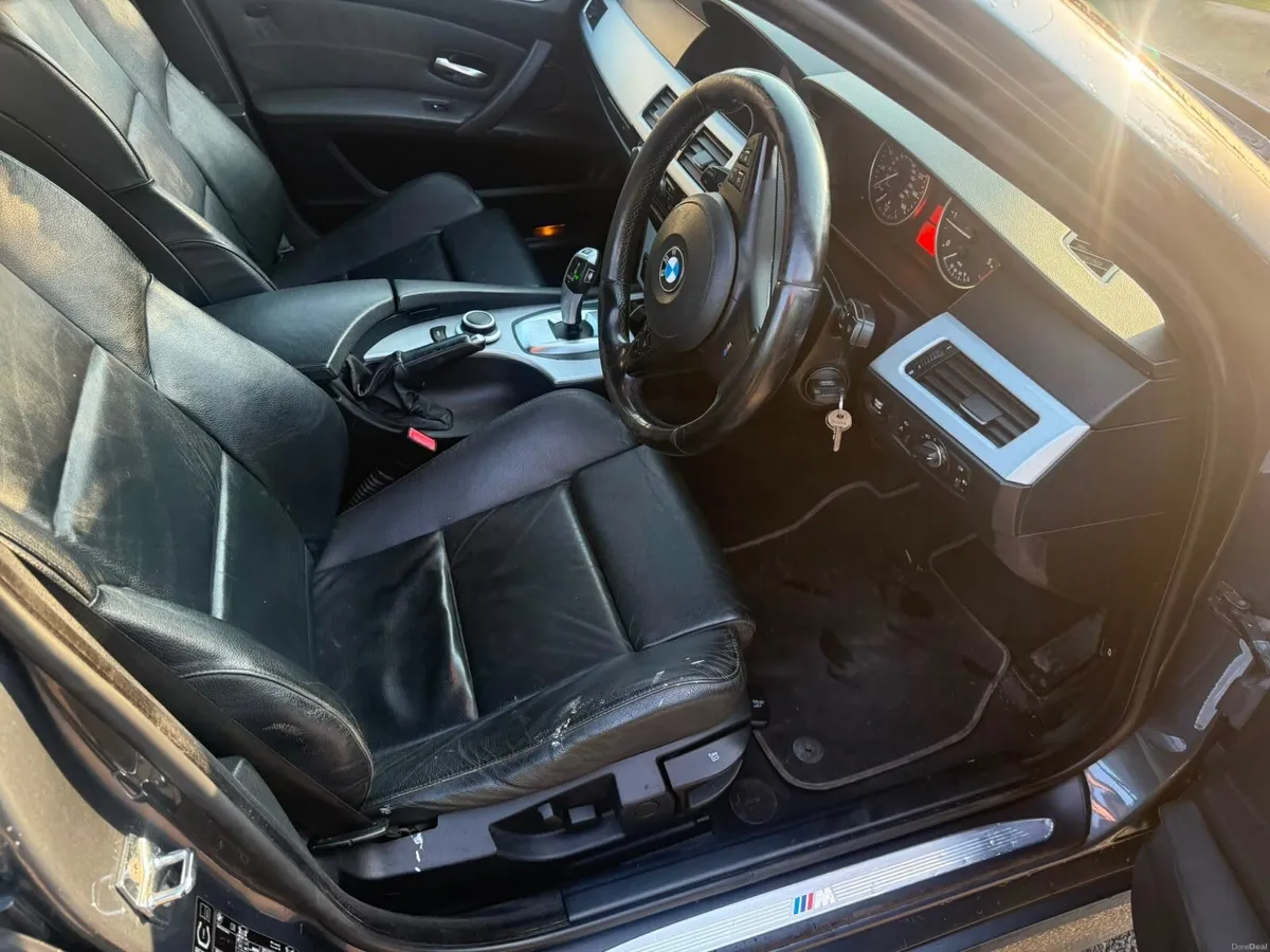 BMW 5-Series 2008 - Image 5