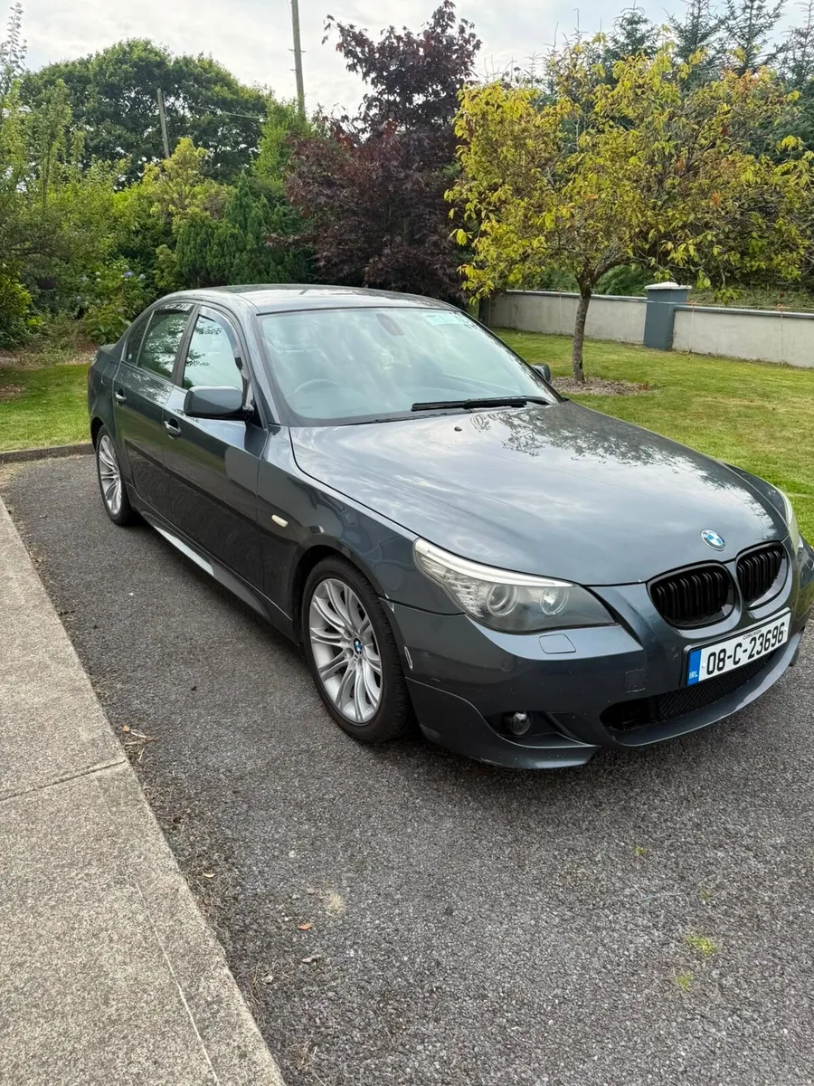 BMW 5-Series 2008 - Image 1