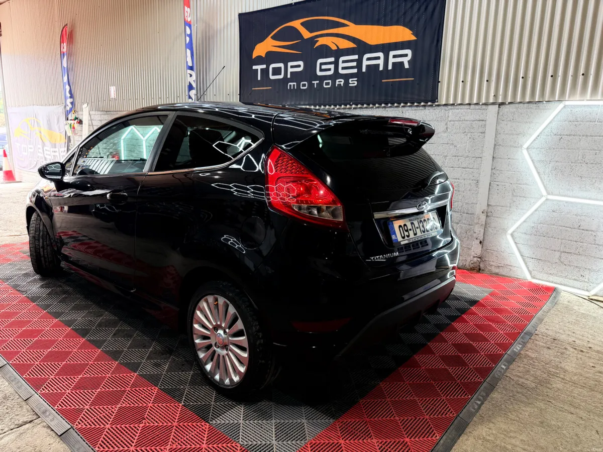 2009 Ford Fiesta 1.4 Petrol automatic - Image 4